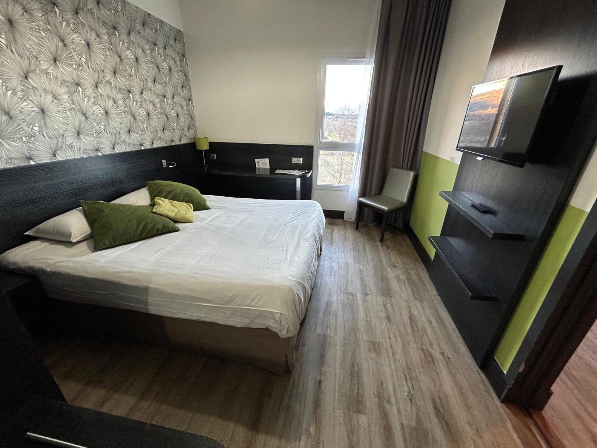 Ax Hotel Spa & Restaurant Chorges Oda fotoğraf